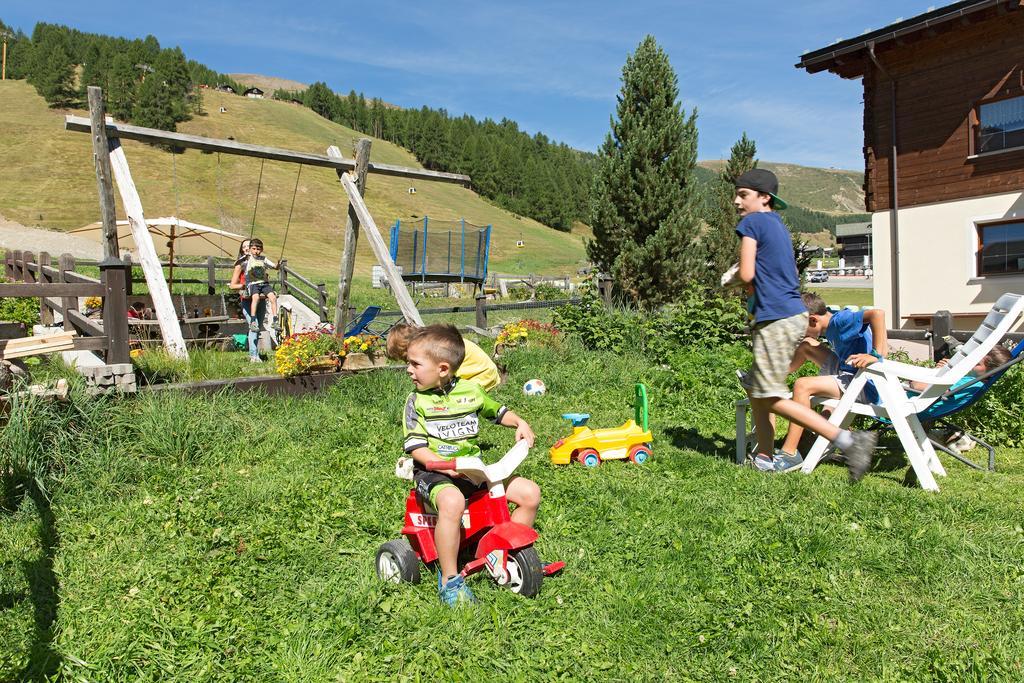 Bait Vegl Leilighet Livigno Eksteriør bilde